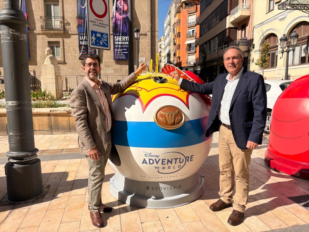 Lee más sobre el artículo Ecovidrio y Disneyland Paris convierten el reciclaje de vidrio en una “gran aventura” en Alicante